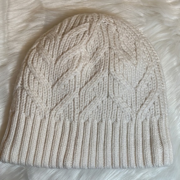 Knit Beanie Hat Set - Picture 3 of 9